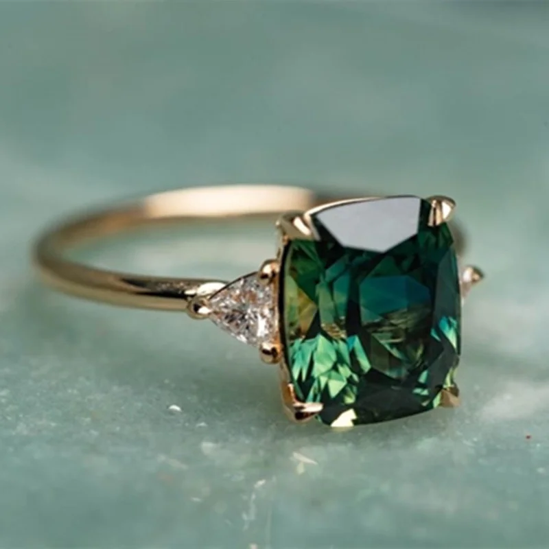 Luxury Bright Green Cubic Zirconia Rings Engagement Wedding Rings for Women Gold Color Temperament Elegant Lady Jewelry
Luxury Bright Green Cubic Zirconia Rings Engagement Wedding Rings for Women Gold Color Temperament Elegant Lady Jewelry