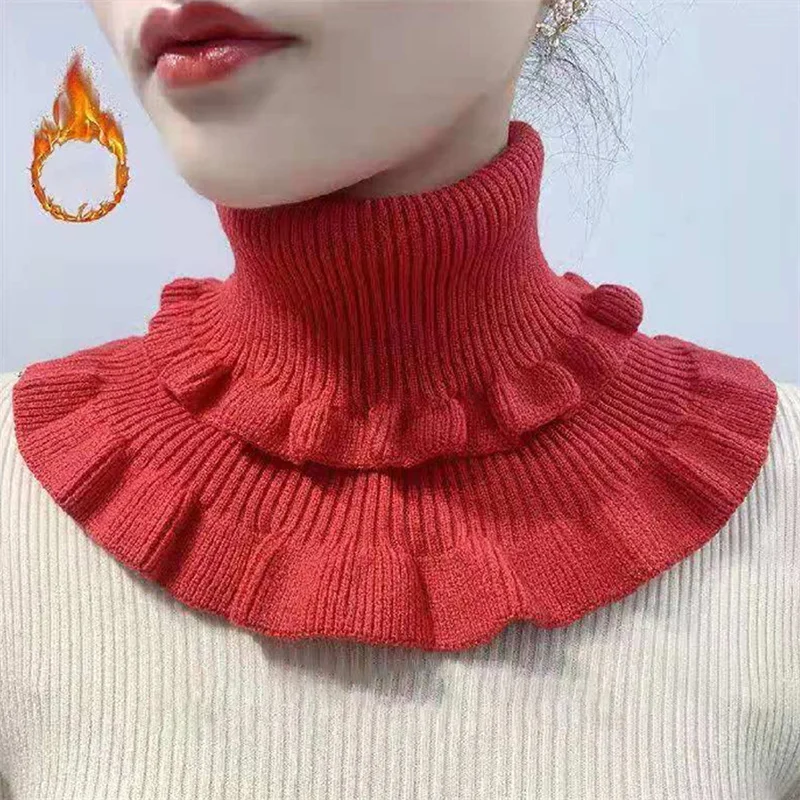 Женский трикотажный шарф-водолазка с оборками 
Женский трикотажный шарф-водолазка с оборками