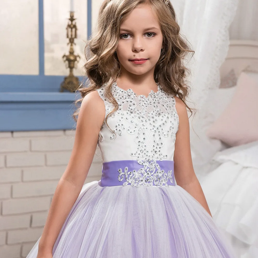 Flower Girl Dress Vintage For Weddings Occasion Brithday Party Custom Made Princess Tutu Sequined Appliqued Lace Bow Kids
Flower Girl Dress Vintage For Weddings Occasion Brithday Party Custom Made Princess Tutu Sequined Appliqued Lace Bow Kids