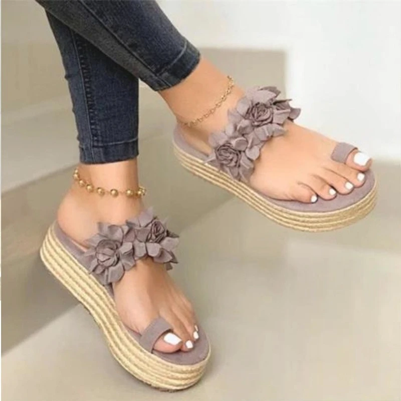New Slippers Women's 2022 Summer New Women's Shoes Muffin Set-toe Sandals and Slippers Lace Thick Bottom Women's Sandals
New Slippers Women's 2022 Summer New Women's Shoes Muffin Set-toe Sandals and Slippers Lace Thick Bottom Women's Sandals