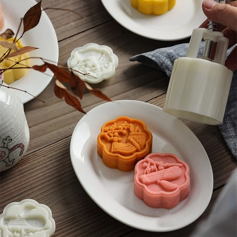 Chinese Moon Cake Mold Piano Chess Painting and Calligraphy 50g Hand Press Mold Mid-Autumn Cake Pineapple Mooncake Mold
Chinese Moon Cake Mold Piano Chess Painting and Calligraphy 50g Hand Press Mold Mid-Autumn Cake Pineapple Mooncake Mold