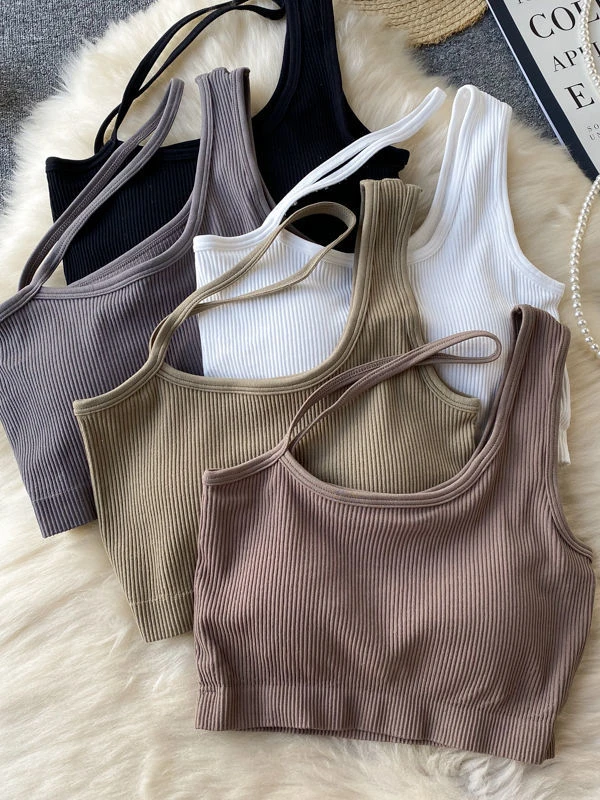 Women's small camisole sexy inner and outer wear with chest pad summer and autumn short tops net red popular women's tube top
Women's small camisole sexy inner and outer wear with chest pad summer and autumn short tops net red popular women's tube top