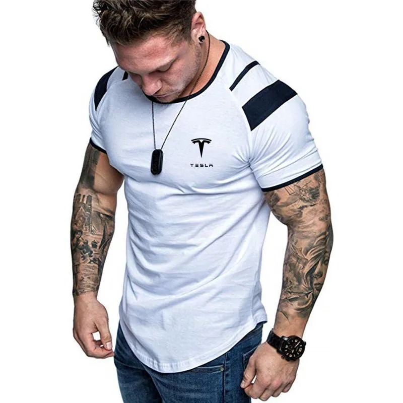 Футболка мужская летняя хлопковая с коротким рукавом и круглым вырезом 
Футболка мужская летняя хлопковая с коротким рукавом и круглым вырезом