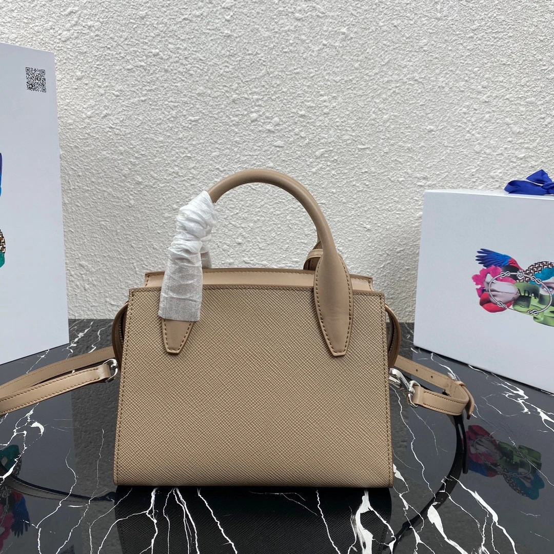 Luxury Designer Women's Bags Saffiano Leather Bags Fashion Handbags Shoulder Crossbody Bags Shopping Bags Tote Bags
Luxury Designer Women's Bags Saffiano Leather Bags Fashion Handbags Shoulder Crossbody Bags Shopping Bags Tote Bags