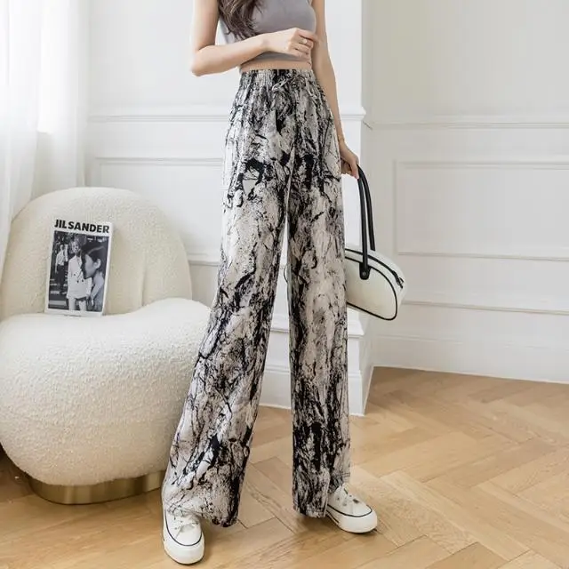 2022 Summer Women New Chiffon Wide-leg Pants Female Thin Printed Casual Trousers Ladies Elastic Waist Loose Wide-leg Pants I128
2022 Summer Women New Chiffon Wide-leg Pants Female Thin Printed Casual Trousers Ladies Elastic Waist Loose Wide-leg Pants I128