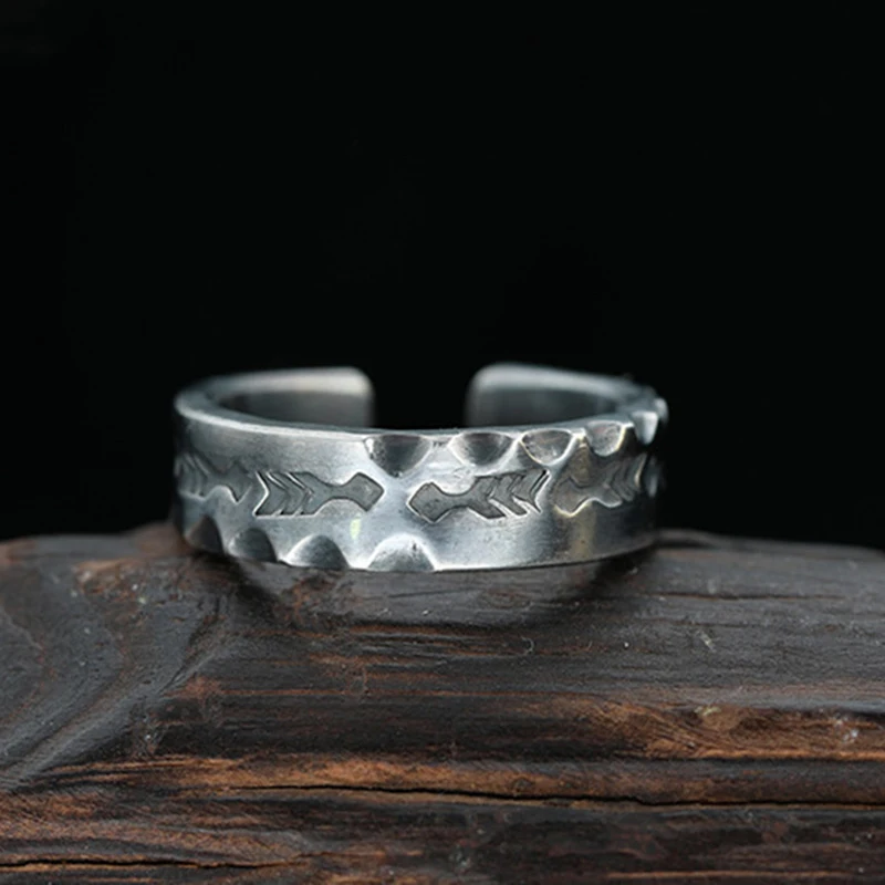 2023 6.5mm Vintage Creative Arrow Pattern Ring For Men Accessories Fashion Opening Men Ring Unisex Jewelry Gift Drop Shipping
2023 6.5mm Vintage Creative Arrow Pattern Ring For Men Accessories Fashion Opening Men Ring Unisex Jewelry Gift Drop Shipping