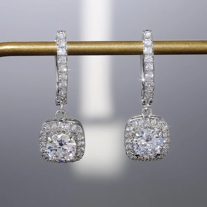 Fashion Luxury Crystal Earrings for Women Vintage Wedding Jewelry Dangle Silver Earrings for Girls Holiday Gifts
Fashion Luxury Crystal Earrings for Women Vintage Wedding Jewelry Dangle Silver Earrings for Girls Holiday Gifts