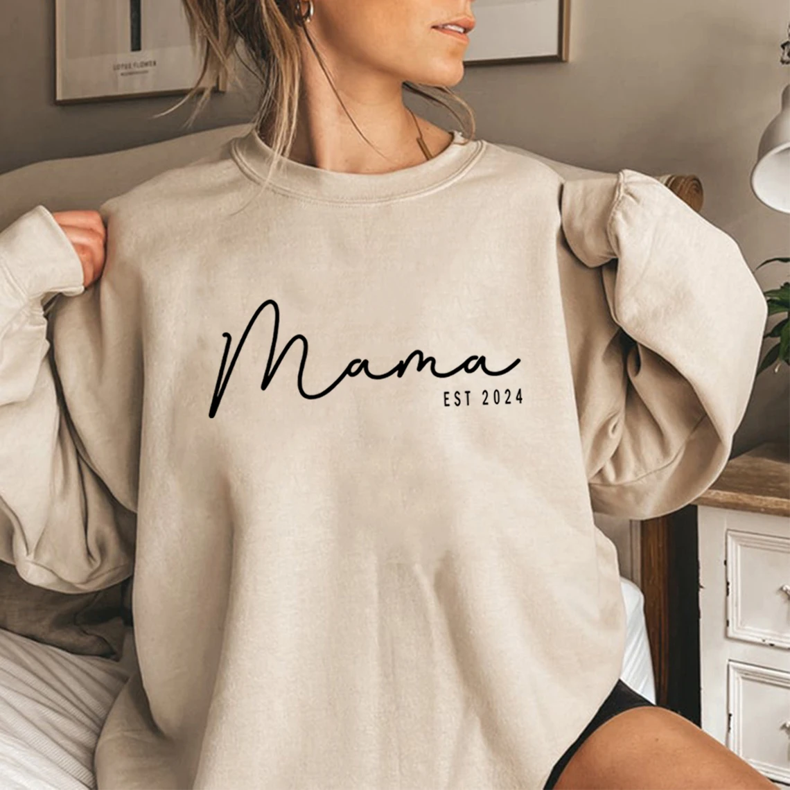 

Mama Est 2024 Sweatshirt Mothers Day Gift Women Long Sleeve Crewneck Sweatshirts Personalized Hoodie New Mom Gift Casual Tops