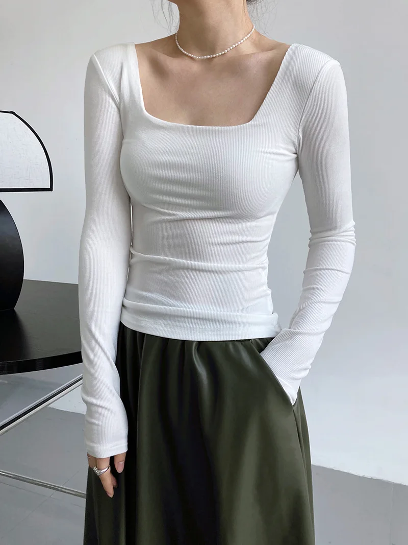 2022 Women Spring Knitted T Shirts Long Sleeve Square Neck Slim Body Women Sexy Shirt White Color Women's Tees Black
2022 Women Spring Knitted T Shirts Long Sleeve Square Neck Slim Body Women Sexy Shirt White Color Women's Tees Black