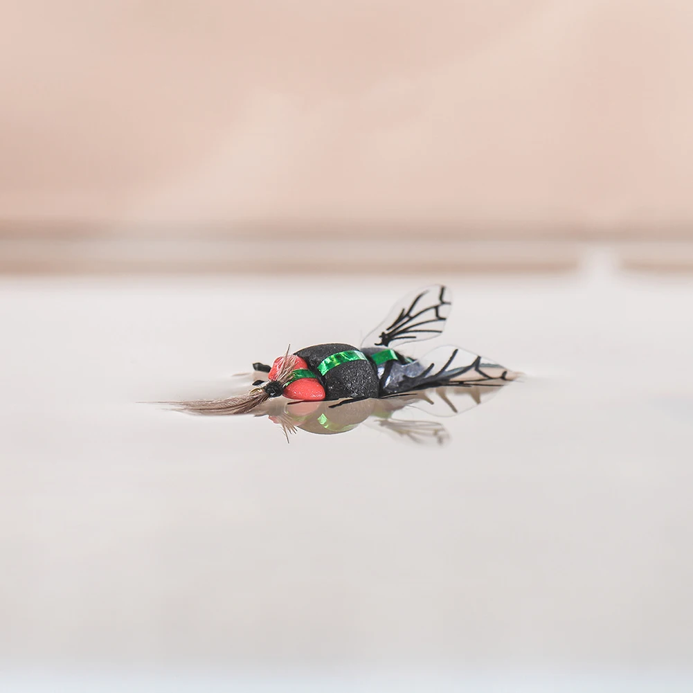 Fly Hook Fly Fishing Lures Giant Trout Perfectly Imitating Bees Or Flies Falling Into The Water To Attract More Fish
Fly Hook Fly Fishing Lures Giant Trout Perfectly Imitating Bees Or Flies Falling Into The Water To Attract More Fish