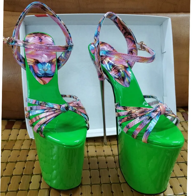 Spring/Summer New 22cm Steel Heel Green Buckle European And American Slim High Heel Large Size Fashion Sandals Women's Shoes
Spring/Summer New 22cm Steel Heel Green Buckle European And American Slim High Heel Large Size Fashion Sandals Women's Shoes