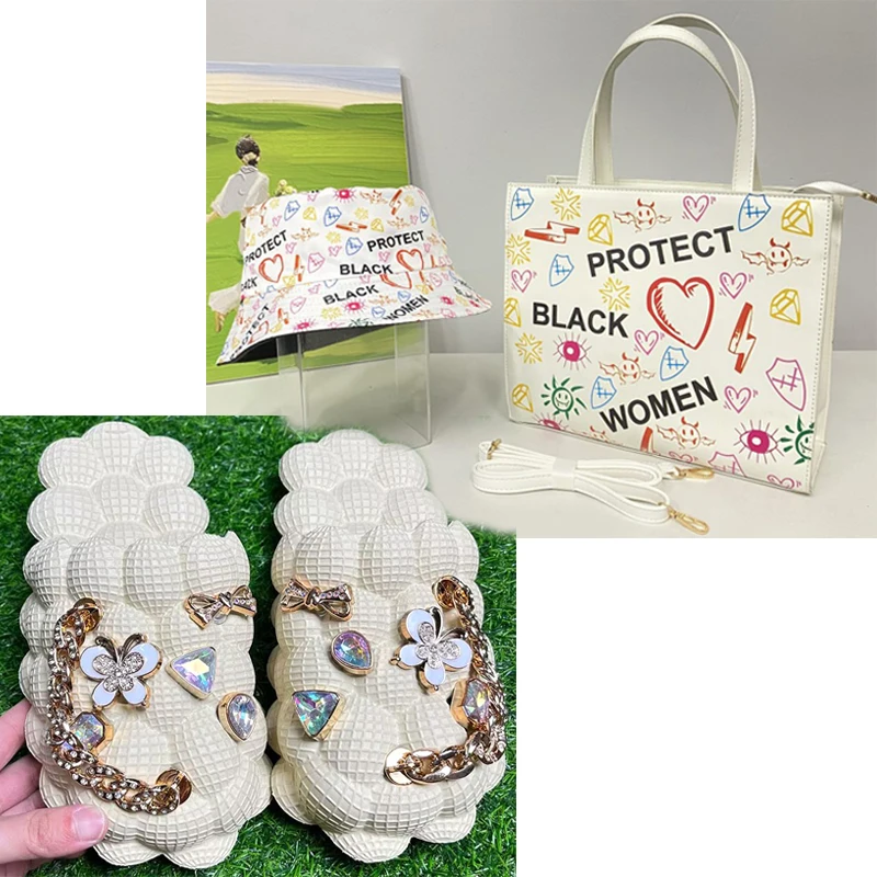 2023 Women Summer New Massage Slippers Fashion Charms Anti-slip Bubble Slippers Home Shoes Large Graffiti Bag Sunshade Hat Set
2023 Women Summer New Massage Slippers Fashion Charms Anti-slip Bubble Slippers Home Shoes Large Graffiti Bag Sunshade Hat Set