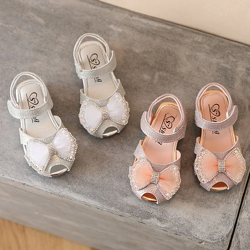 2022 Children Princess Shoes Baby Girls Summer Peep Toe Sandals Fashion Bow Toddler First walkers Kids Dance Shoes CSH1294
2022 Children Princess Shoes Baby Girls Summer Peep Toe Sandals Fashion Bow Toddler First walkers Kids Dance Shoes CSH1294