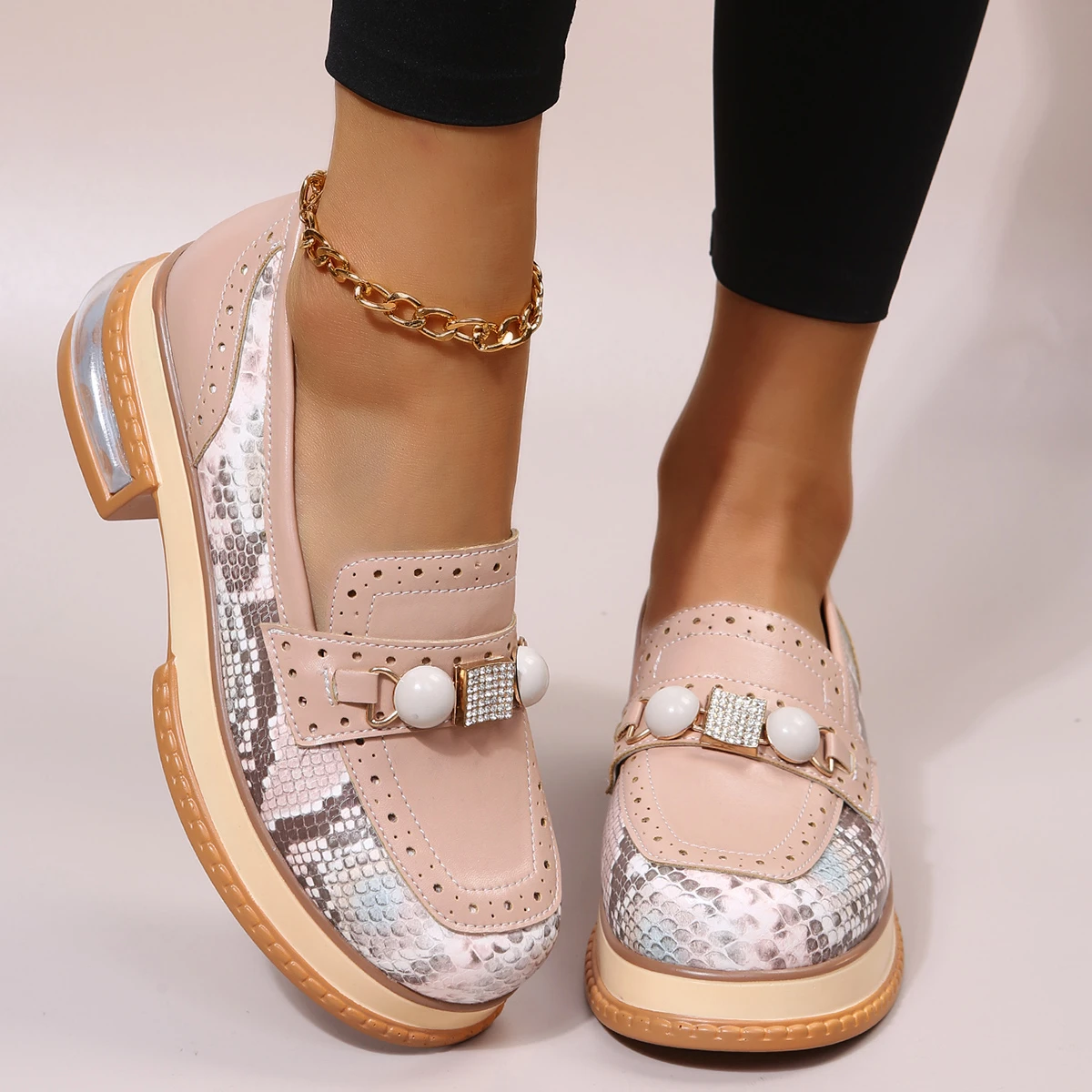 

Luxury Pearl Mary Jane Women Shoes Thick Platform Snakeskin Pumps 2022 Spring Chunky Women Sandals New Snake Print Heels Shoes