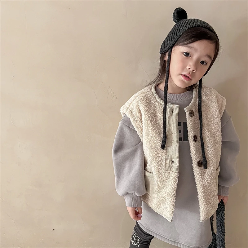 2023 Winter Kids clothes berber Fleece warm Boys waistcoats Girls Quilted thicken Vest Tops
2023 Winter Kids clothes berber Fleece warm Boys waistcoats Girls Quilted thicken Vest Tops