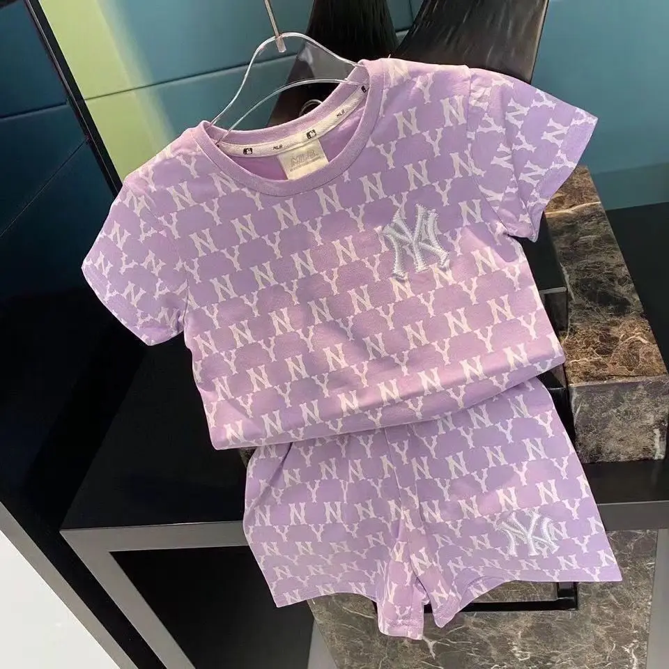 Summer Fashionable Childrens Clothing Set Fashion Boys And Girls Childrens Full Print Cotton Short Sleeve Shorts Two Piece Set
Summer Fashionable Childrens Clothing Set Fashion Boys And Girls Childrens Full Print Cotton Short Sleeve Shorts Two Piece Set