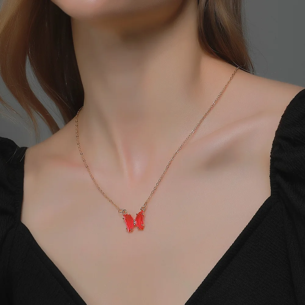 Luxury Necklace Ladies Butterfly Necklace Shiny Glass Clavicle Pendant Anniversary Gift Jewelry Ladies Necklace
Luxury Necklace Ladies Butterfly Necklace Shiny Glass Clavicle Pendant Anniversary Gift Jewelry Ladies Necklace
