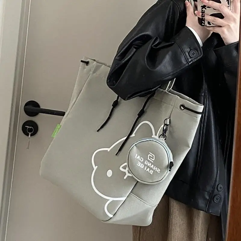 Canvas Student Large Capacity Underarm Shoulder Bag Designer Luxury Women's High Quality Tote Bag Trend Versatile Handbag Casual
Canvas Student Large Capacity Underarm Shoulder Bag Designer Luxury Women's High Quality Tote Bag Trend Versatile Handbag Casual