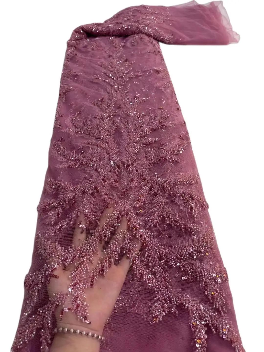 2023 Latest Elegant Good Quality Embroidery Heavior Beaded Tube Lace Fabric For Bride Wedding Party Dress NN4693_R
2023 Latest Elegant Good Quality Embroidery Heavior Beaded Tube Lace Fabric For Bride Wedding Party Dress NN4693_R
