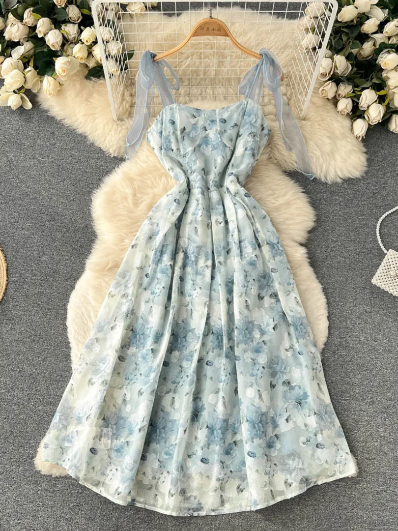 Sexy Lace-up Spaghetti Strap Beach Party Dress for Women Fashion Summer Floral Print Sleeveless A-line Boho Midi Female Dresses
Sexy Lace-up Spaghetti Strap Beach Party Dress for Women Fashion Summer Floral Print Sleeveless A-line Boho Midi Female Dresses