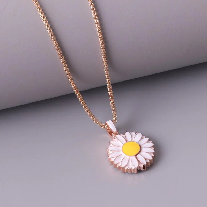 Personality Sunflower Locket Pendant Necklace for Women Couple Daisy Openable Choker Chain Jewelry Wedding Party Friendship Gift
Personality Sunflower Locket Pendant Necklace for Women Couple Daisy Openable Choker Chain Jewelry Wedding Party Friendship Gift