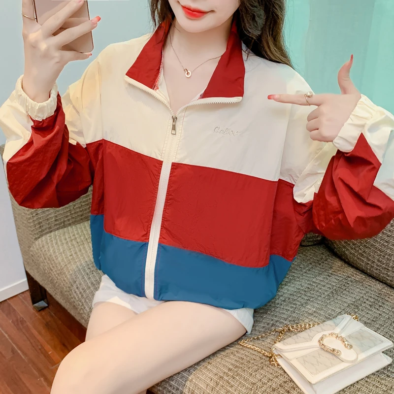 Куртка женская Солнцезащитная с защитой от ультрафиолета и капюшоном
Куртка женская Солнцезащитная с защитой от ультрафиолета и капюшоном