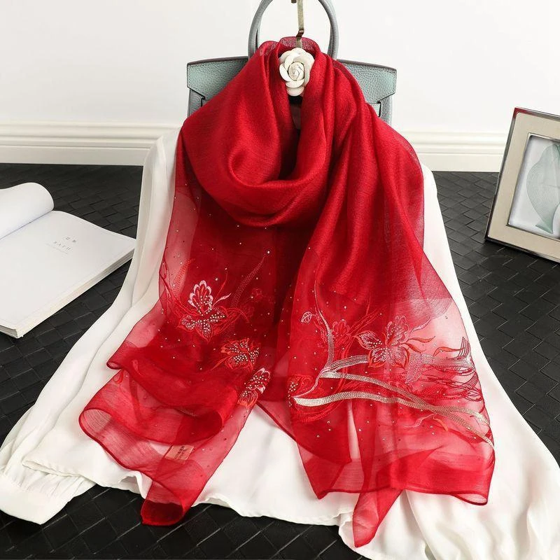 2023 New Embroidered Mulberry Silk Silk Silk Scarf Lady's Wool-blend Scarf Fashionable Elegant And Versatile Shawl
2023 New Embroidered Mulberry Silk Silk Silk Scarf Lady's Wool-blend Scarf Fashionable Elegant And Versatile Shawl