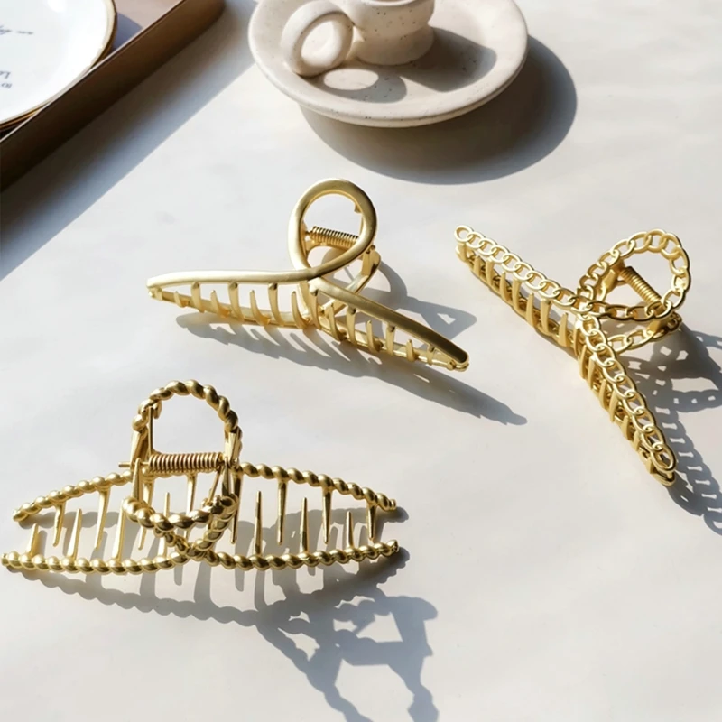Fashion Metal Silver Hair Clips Hollow Alloy Geometric Hair Claw Cross Hairclip Headband Hairpin Headwear Women Hair Accessories
Fashion Metal Silver Hair Clips Hollow Alloy Geometric Hair Claw Cross Hairclip Headband Hairpin Headwear Women Hair Accessories