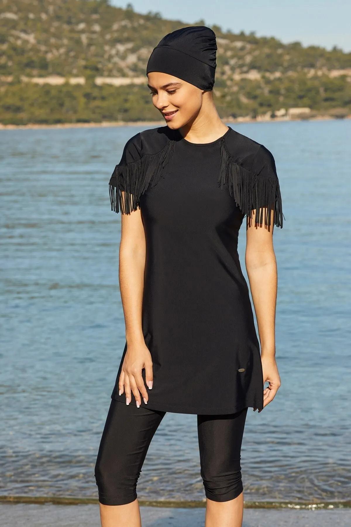 Muslim Burkinis Black Tasseled Short Sleeve Swimwear Modest Summer Clothing Hijab Sport Swimsuit Islamic Full Cover
Muslim Burkinis Black Tasseled Short Sleeve Swimwear Modest Summer Clothing Hijab Sport Swimsuit Islamic Full Cover