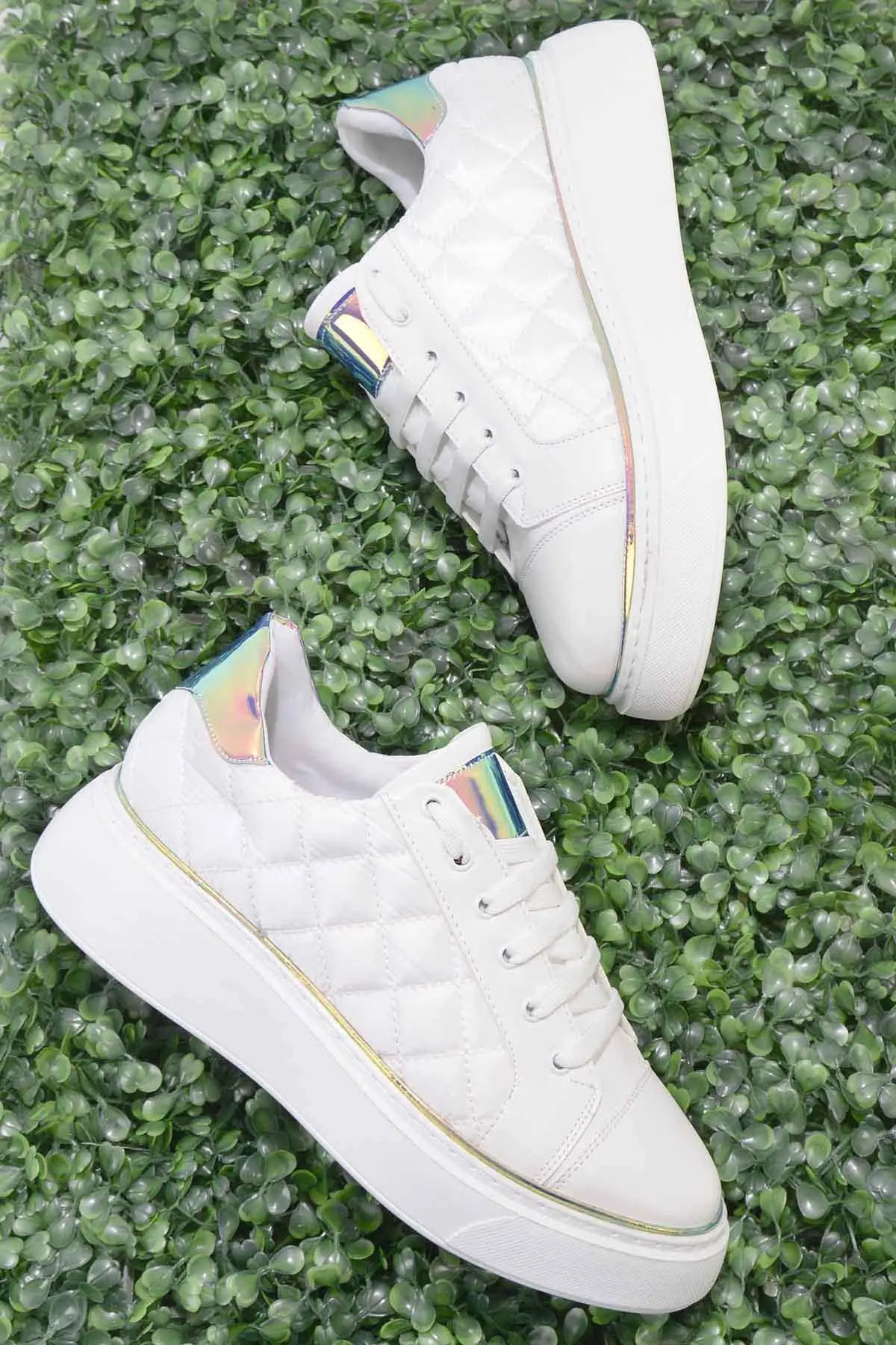 Women's Sneakers Casual Fashion Comfortable Platform Female Vulcanized Shoes High-Top Sneakers
Women's Sneakers Casual Fashion Comfortable Platform Female Vulcanized Shoes High-Top Sneakers