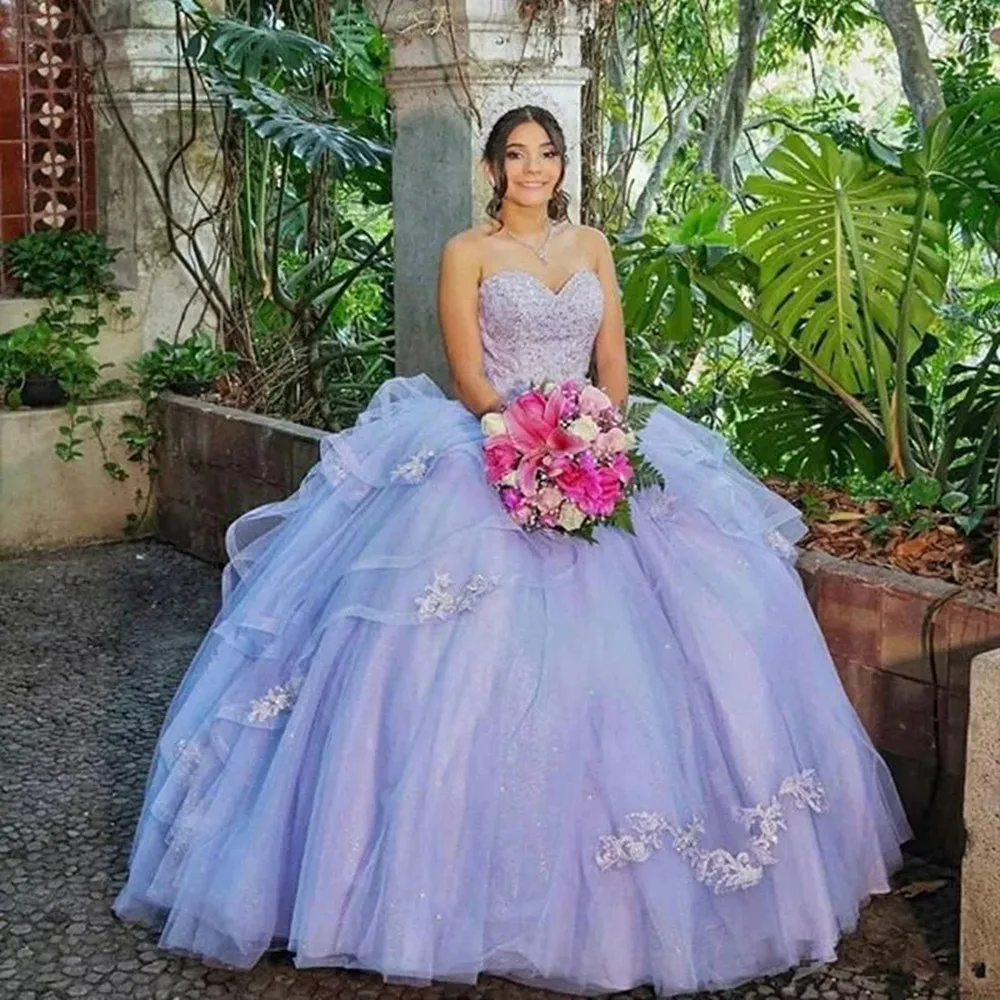Vintage Lace Sweetheart Quinceanera Prom Dresses Ball Gown Tulle Evening Party Sweet 16 Dress Custom Made for Women
Vintage Lace Sweetheart Quinceanera Prom Dresses Ball Gown Tulle Evening Party Sweet 16 Dress Custom Made for Women