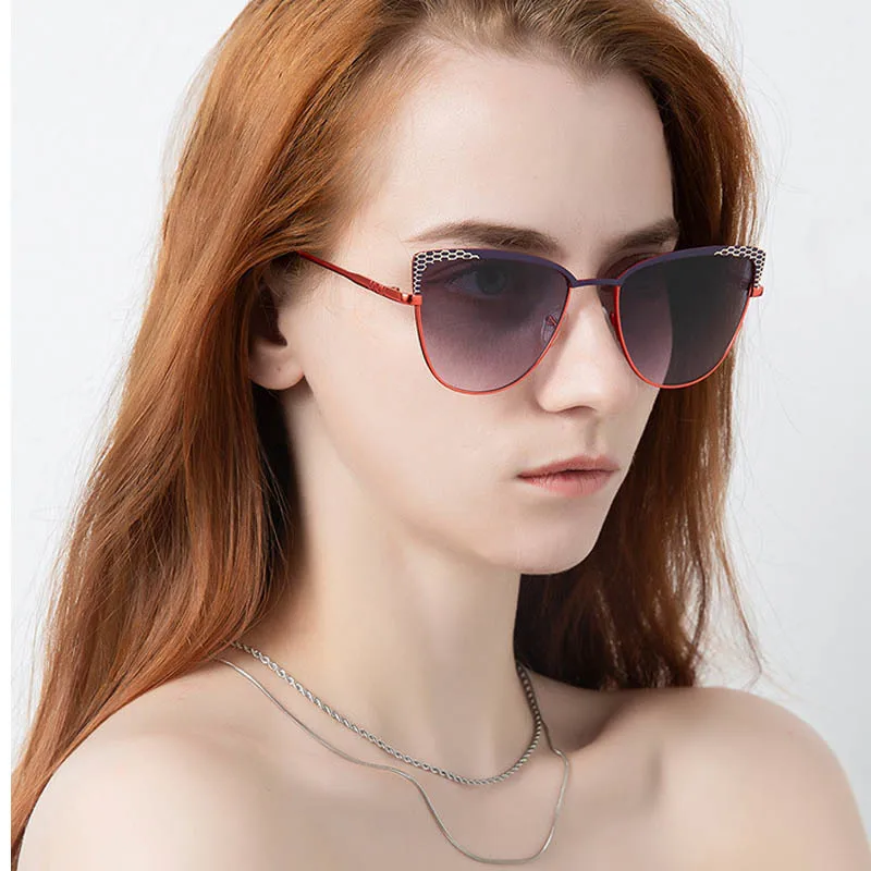 High Quality Women's Unique Design Sunglasses Lady Metal Cay Eye Shades for Women Driving Glasses Sonnenbrille zonnebril dames
High Quality Women's Unique Design Sunglasses Lady Metal Cay Eye Shades for Women Driving Glasses Sonnenbrille zonnebril dames