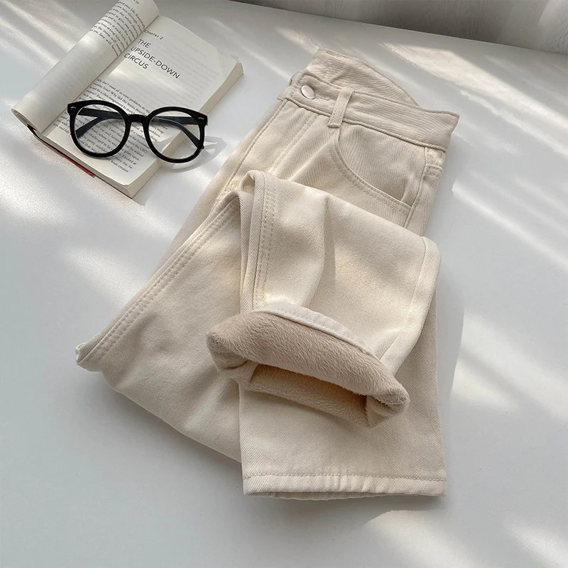 Women Cotton Elastic Denim Pants Plush High Street Straight-leg Trouser Autumn Winter 2022 Fashion Simple Solid Trousers
Women Cotton Elastic Denim Pants Plush High Street Straight-leg Trouser Autumn Winter 2022 Fashion Simple Solid Trousers