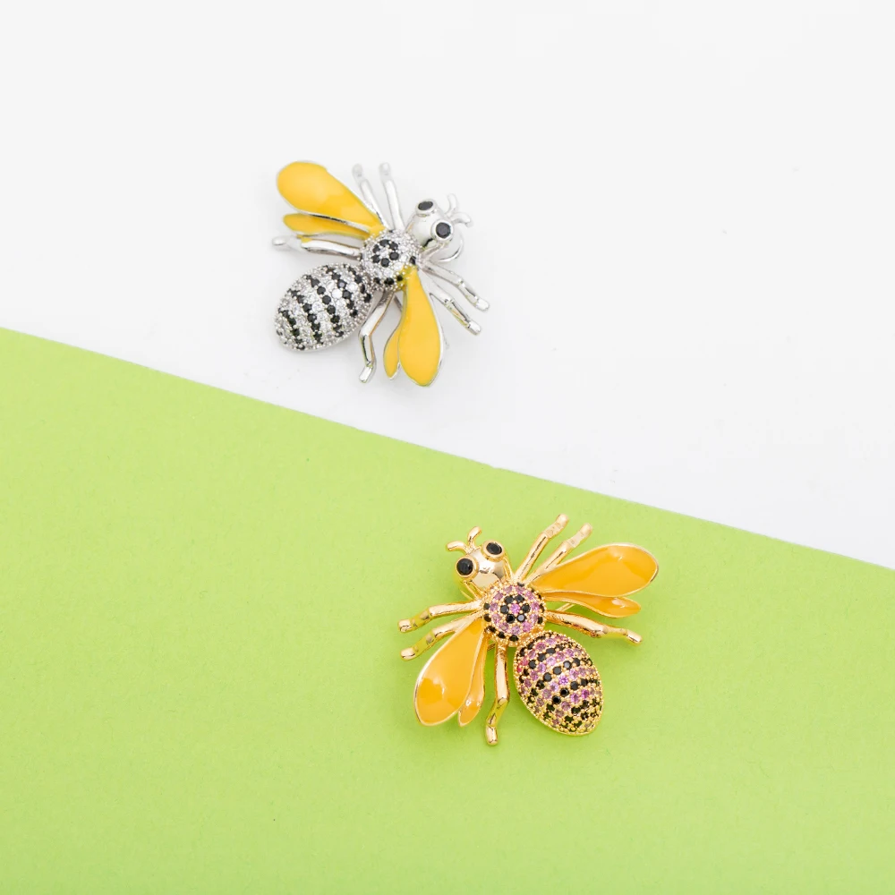

Pretty Bee Women Copper Brooches Zircon Paved Yellow Enamel Gold Silver Color Brass Pins For Party Dress Sweater Suit Jewelry