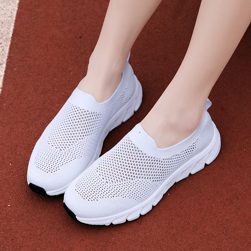 Женские кроссовки, модная обувь с носками, повседневные белые кроссовки, летние вязаные, вулканизированные, женские кроссовки Tenis Feminino, 2023 
Женские кроссовки, модная обувь с носками, повседневные белые кроссовки, летние вязаные, вулканизированные, женские кроссовки Tenis Feminino, 2023