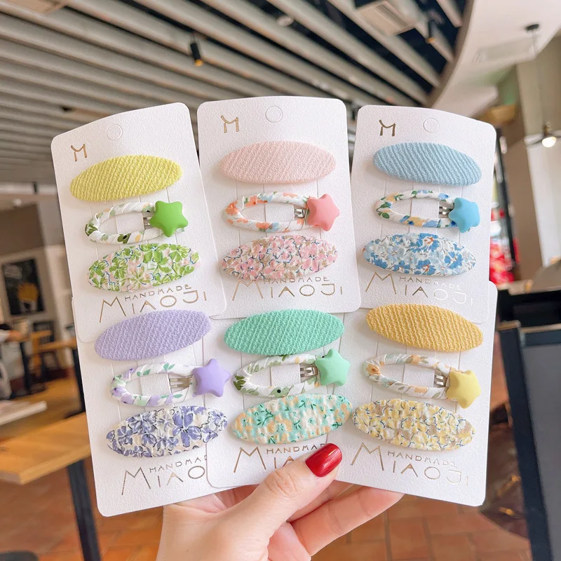 3Pcs/set New Korean Children Hairpins Simple Fashion Colorful Embroidery Flower BB Clip for Sweet Girl Princess Hair Accessories
3Pcs/set New Korean Children Hairpins Simple Fashion Colorful Embroidery Flower BB Clip for Sweet Girl Princess Hair Accessories