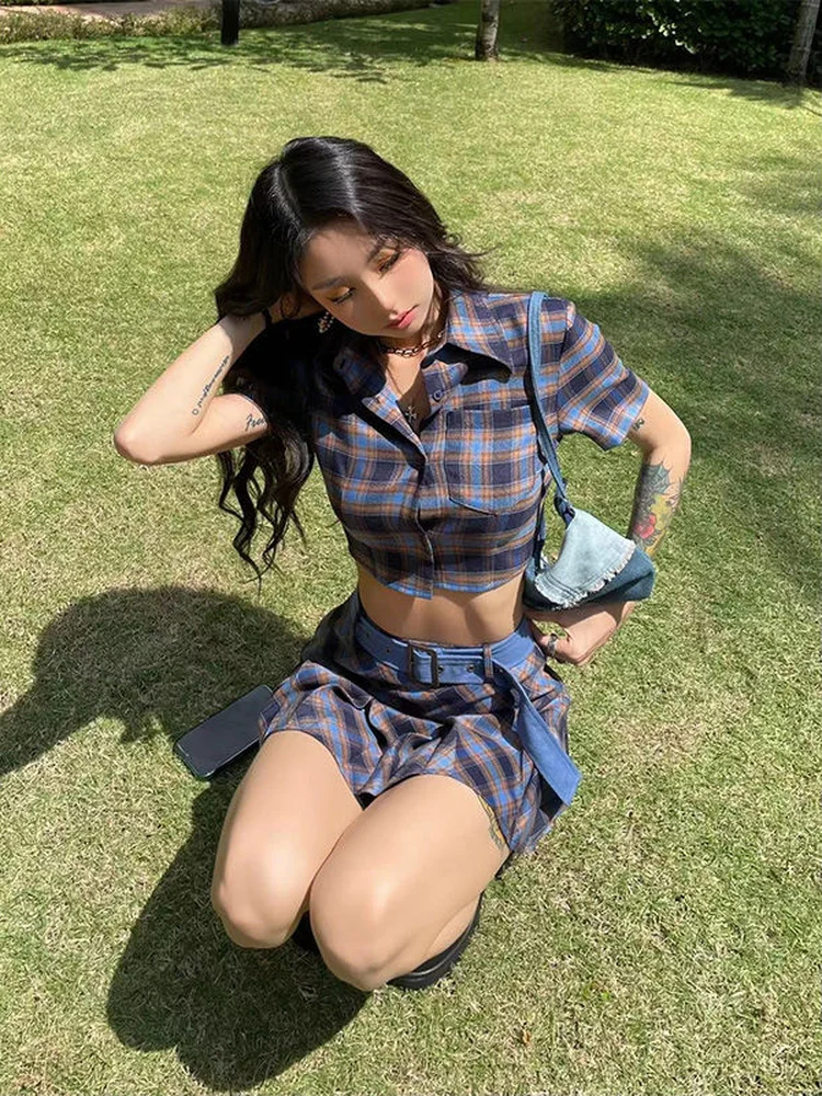Harajuku Sexy Sweet Two Pieces Set Women 2022 Korean Plaid Fashion Crop Tops + High Waist Pleated Skirts Ladies Y2k Streetwear
Harajuku Sexy Sweet Two Pieces Set Women 2022 Korean Plaid Fashion Crop Tops + High Waist Pleated Skirts Ladies Y2k Streetwear