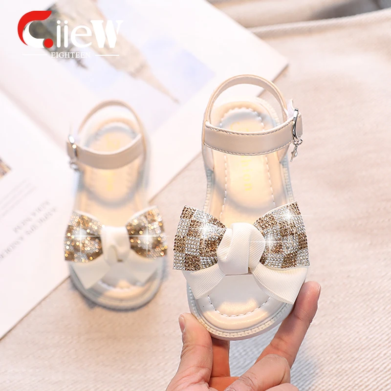 Размер 26-36, обувь с бантом для девочек, блестящие сандалии для девочек, блестящая обувь на платформе с бантом, удобная детская обувь для девочек, обувь для девочек 
Размер 26-36, обувь с бантом для девочек, блестящие сандалии для девочек, блестящая обувь на платформе с бантом, удобная детская обувь для девочек, обувь для девочек