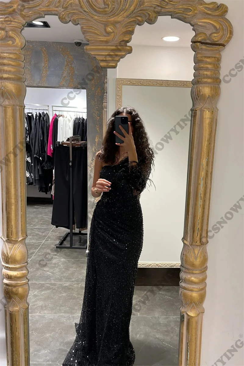 Sparkly Sequin Feather Muslim Evening Dresses One Shoulder Long Sleeve Islamic Formal Party Gowns Women Arabic Robes De Soirée
Sparkly Sequin Feather Muslim Evening Dresses One Shoulder Long Sleeve Islamic Formal Party Gowns Women Arabic Robes De Soirée