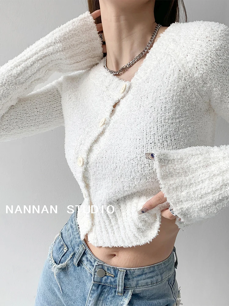 White Color Women Autumn Knitwear Irregular Single Breasted Short Knitted Cardigan Coat Female Harajuku Sweater 2022 Autumn New
White Color Women Autumn Knitwear Irregular Single Breasted Short Knitted Cardigan Coat Female Harajuku Sweater 2022 Autumn New