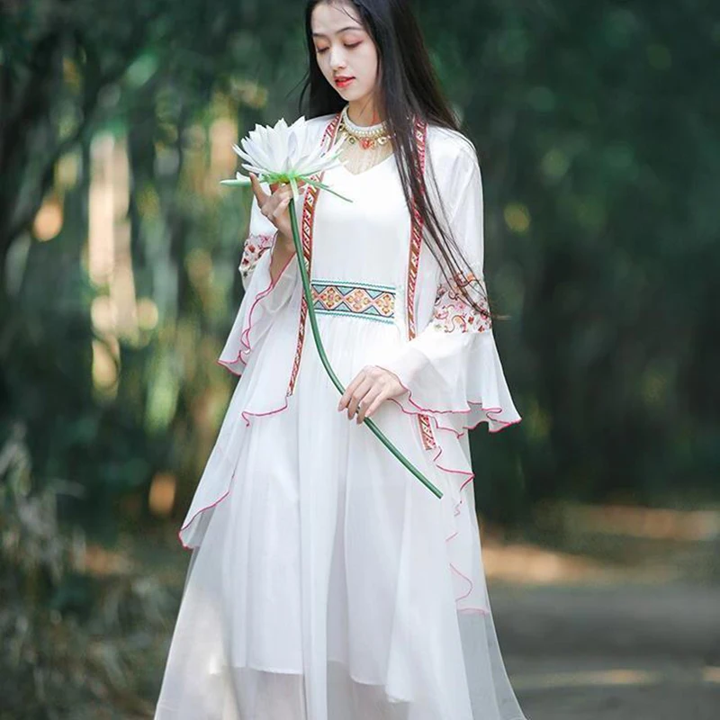 Geskeey Retro Ethnic Women's Embroidered Long Cardigan Kimono Lady's Thin Sexy Cloak Spring And Summer Sunscreen New Model
Geskeey Retro Ethnic Women's Embroidered Long Cardigan Kimono Lady's Thin Sexy Cloak Spring And Summer Sunscreen New Model