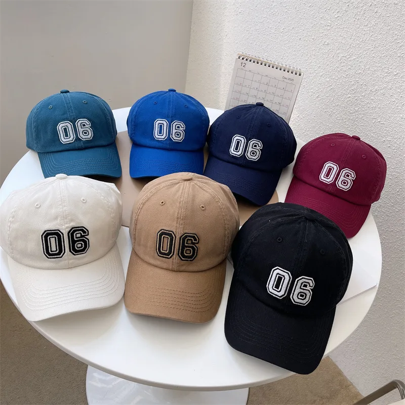 Korean Digital Embroidery Sports Fashion Couple Baseball Cap Street Hip-hop Embroidery Men's and Women's Casual Baseball Cap
Korean Digital Embroidery Sports Fashion Couple Baseball Cap Street Hip-hop Embroidery Men's and Women's Casual Baseball Cap