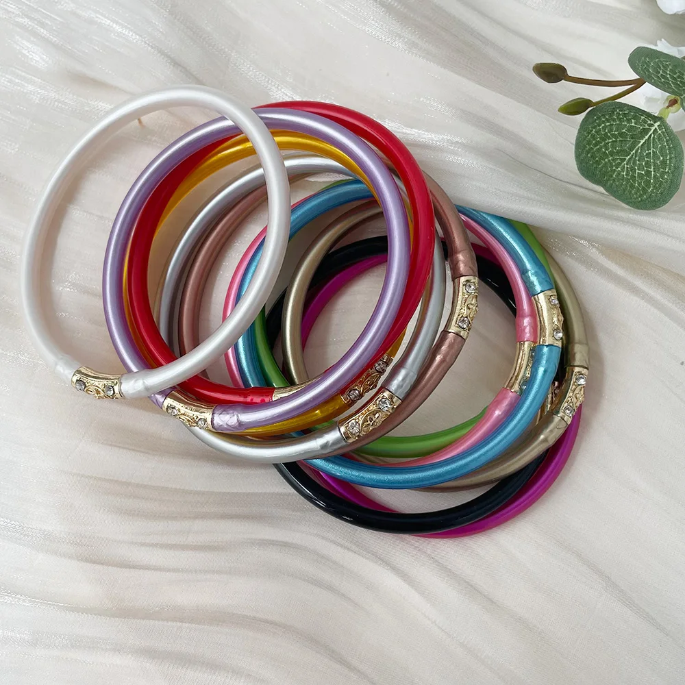 1PC Metal Buckle Multicolor Silicone Bracelets For Women Girls Buddhist Glitter Filled Jelly Bangle Birthday Party Gift Female 
1PC Metal Buckle Multicolor Silicone Bracelets For Women Girls Buddhist Glitter Filled Jelly Bangle Birthday Party Gift Female