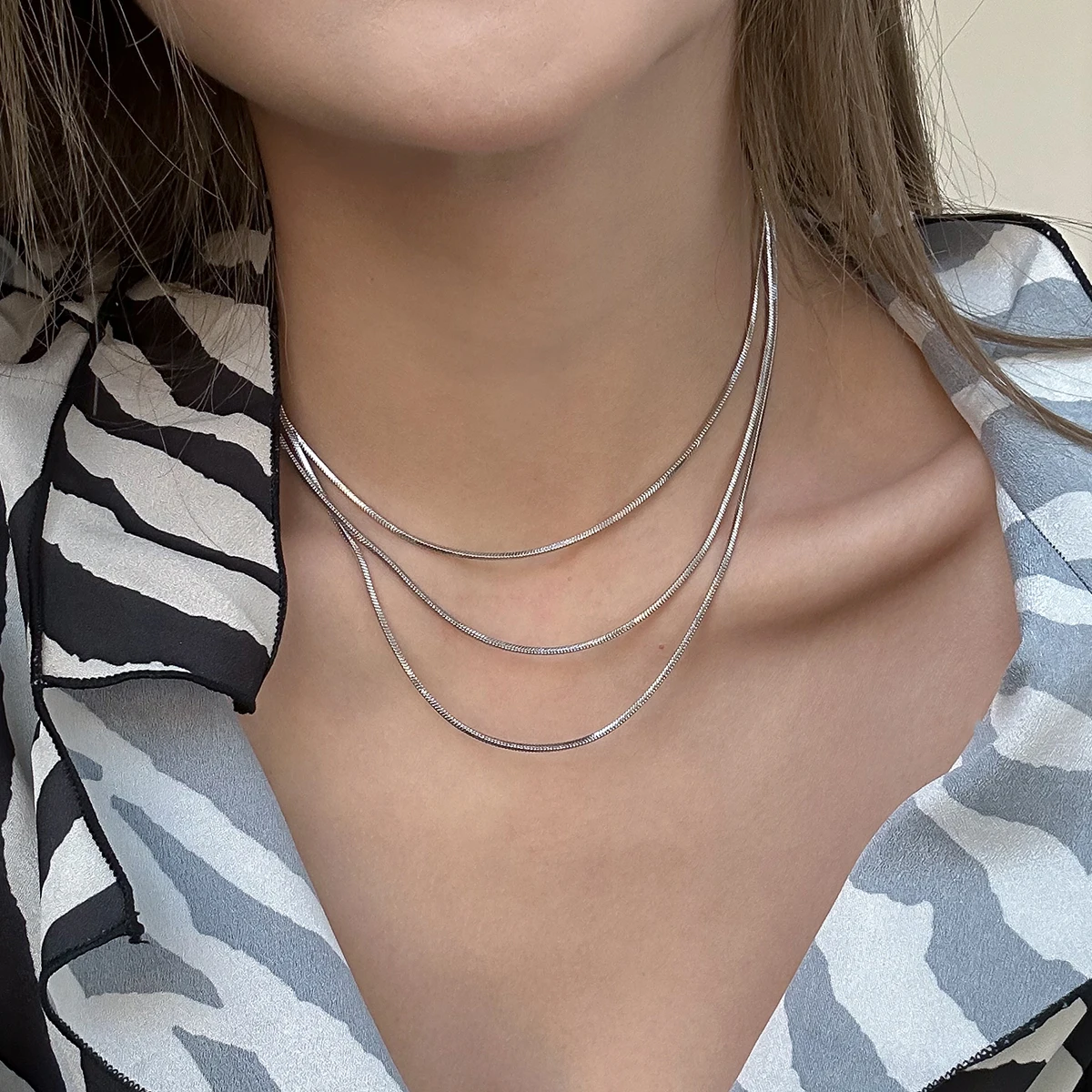 Timeless Wonder Brass Pave Snake Chains Necklaces for Women Designer Jewelry Ins Trendy Korean Goth Rare Collares Versatile 2367
Timeless Wonder Brass Pave Snake Chains Necklaces for Women Designer Jewelry Ins Trendy Korean Goth Rare Collares Versatile 2367