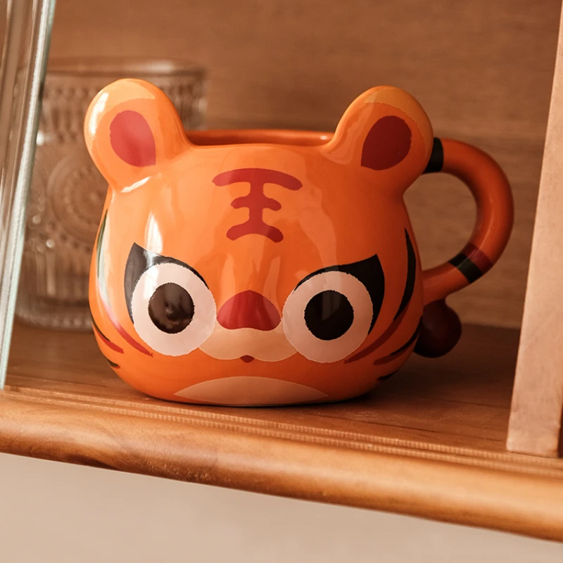 Tiger Mug High-value Ceramic Mug Home Cute Tiger Mug Female Coffee Mug Creative Beautiful Mug Coffee Mug with Lid
Tiger Mug High-value Ceramic Mug Home Cute Tiger Mug Female Coffee Mug Creative Beautiful Mug Coffee Mug with Lid