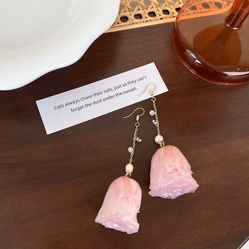 Minar Cute Romantic Pink Color Real Dye Rose Long Dangle Earrings for Women Shinning CZ Zircon Pearl Flower Tassel Earring Gifts
Minar Cute Romantic Pink Color Real Dye Rose Long Dangle Earrings for Women Shinning CZ Zircon Pearl Flower Tassel Earring Gifts