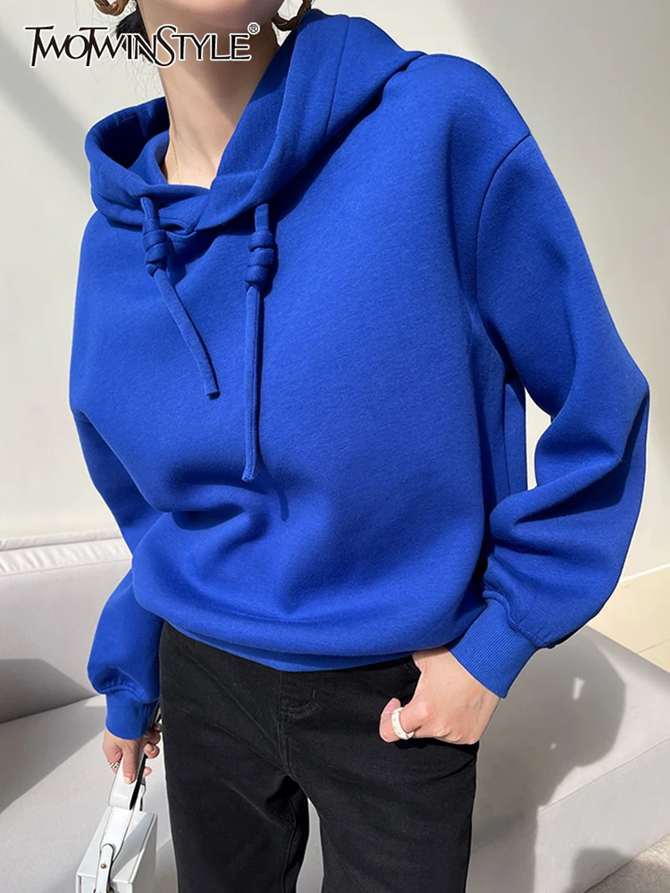 TWOTWINSTYLE Streetwear Loose Sweatshirt For Women Hooded Collar Long Sleeve Patchwork Drawstring Sweatshirts Female Clothes New
TWOTWINSTYLE Streetwear Loose Sweatshirt For Women Hooded Collar Long Sleeve Patchwork Drawstring Sweatshirts Female Clothes New
