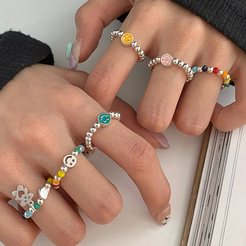 Colorful Smiley Beaded Rings for Women Handmade Beaded Chain Elastic Ring Rainbow Resin Smiley Face Ring Vintage Jewelry Gift
Colorful Smiley Beaded Rings for Women Handmade Beaded Chain Elastic Ring Rainbow Resin Smiley Face Ring Vintage Jewelry Gift