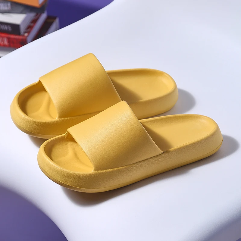 2022 New Slippers Female Summer Sandals Home Bathroom Bath Slippers Non-slip Soft Colors Sole Men Indoor House Slippers
2022 New Slippers Female Summer Sandals Home Bathroom Bath Slippers Non-slip Soft Colors Sole Men Indoor House Slippers