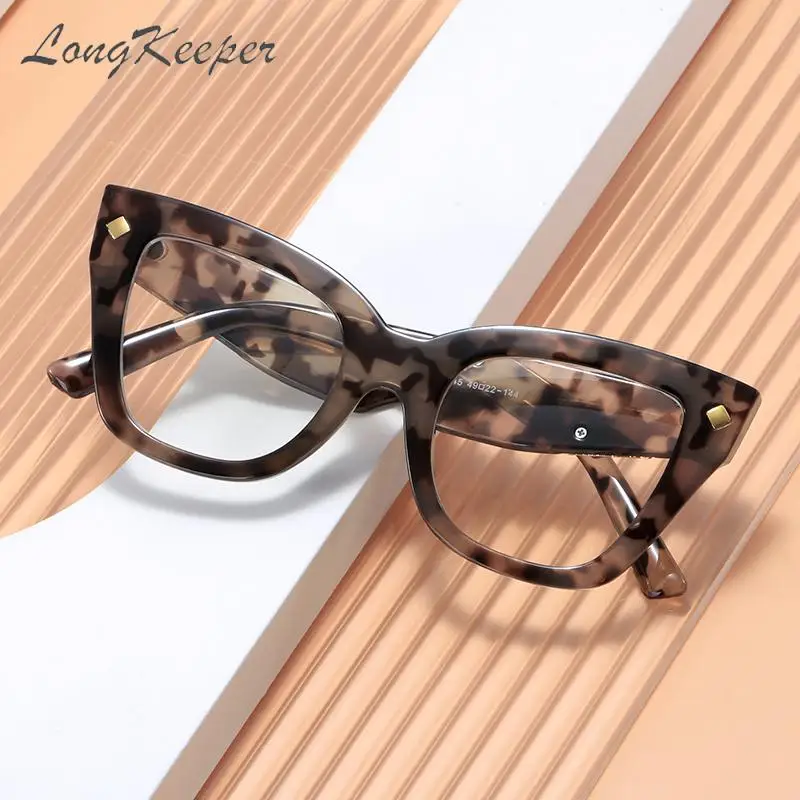 Vintage White Cat Eye Sunglasses Woman Shades Sun Glasses Frame For Female Fashion Brand Black Oversized Cateye Sunglasses
Vintage White Cat Eye Sunglasses Woman Shades Sun Glasses Frame For Female Fashion Brand Black Oversized Cateye Sunglasses